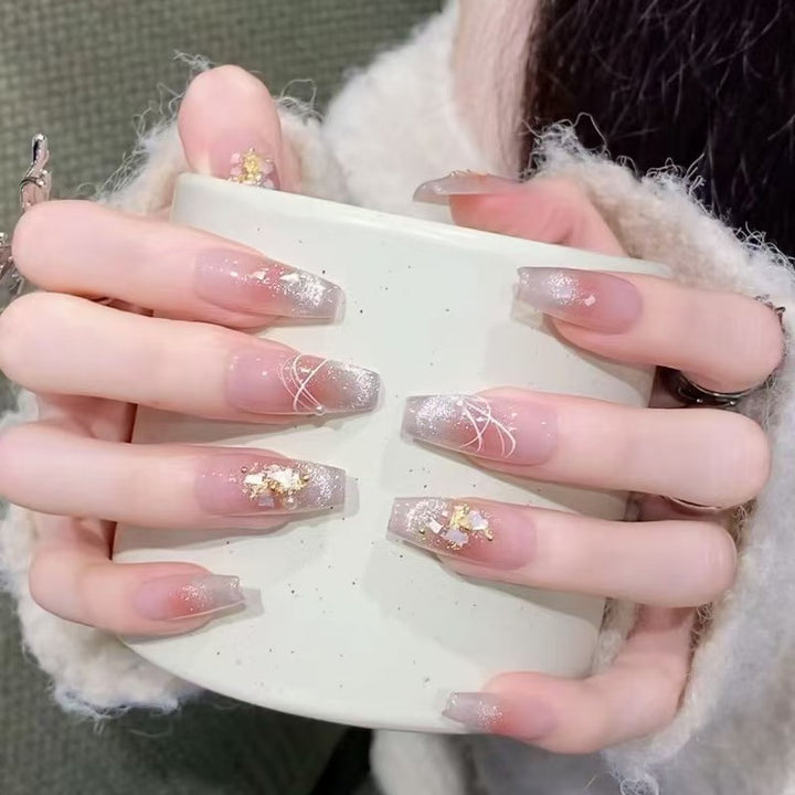 Artistic nails with glitter accents Bowlift