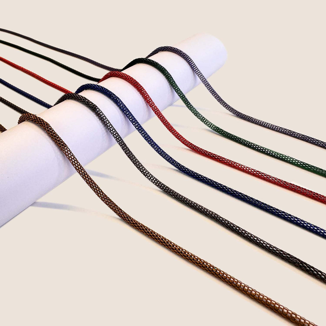Lightweight Metal Eyewear Chain Bowlift
