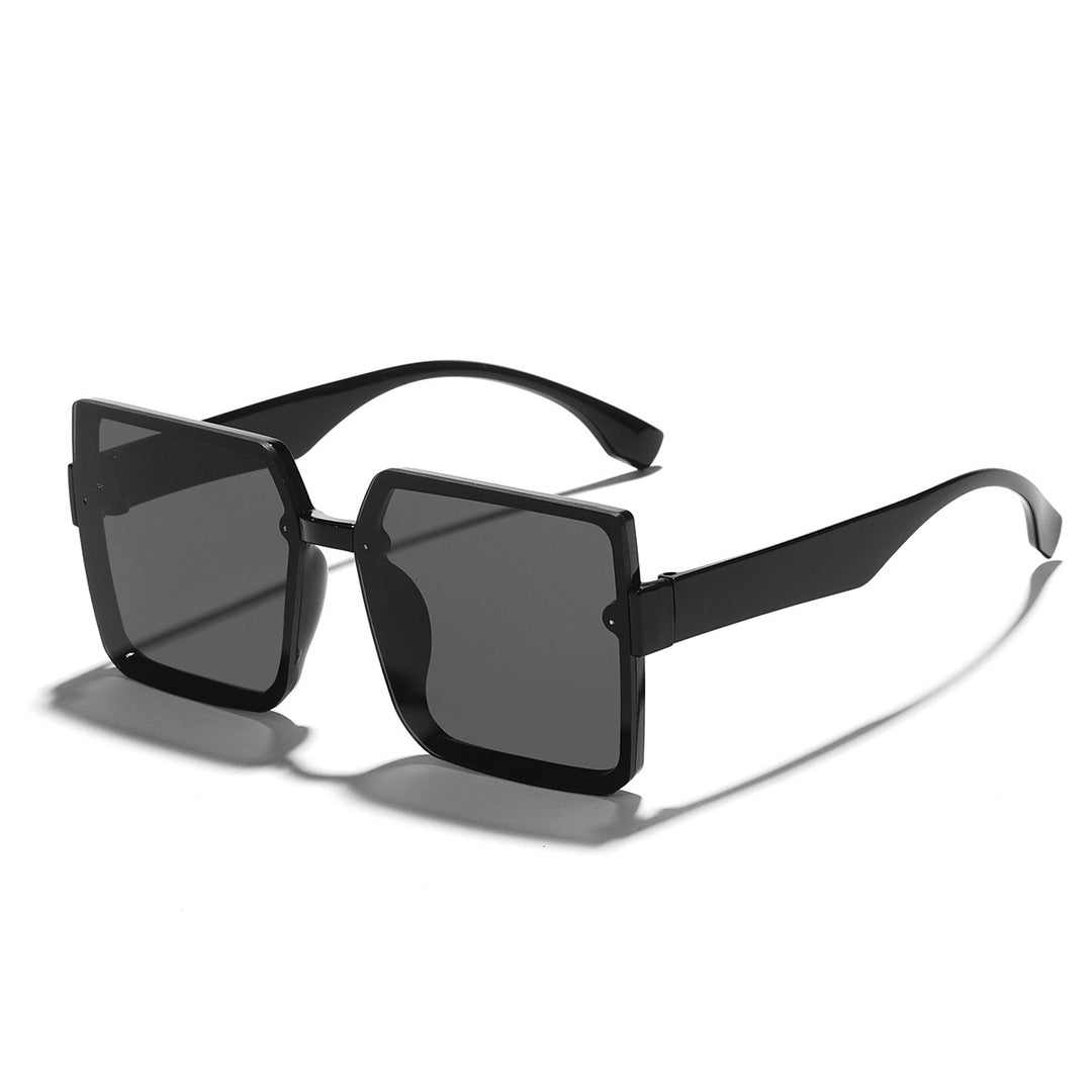 Women's square sunglasses with retro-inspired design and soft lenses Bowlift