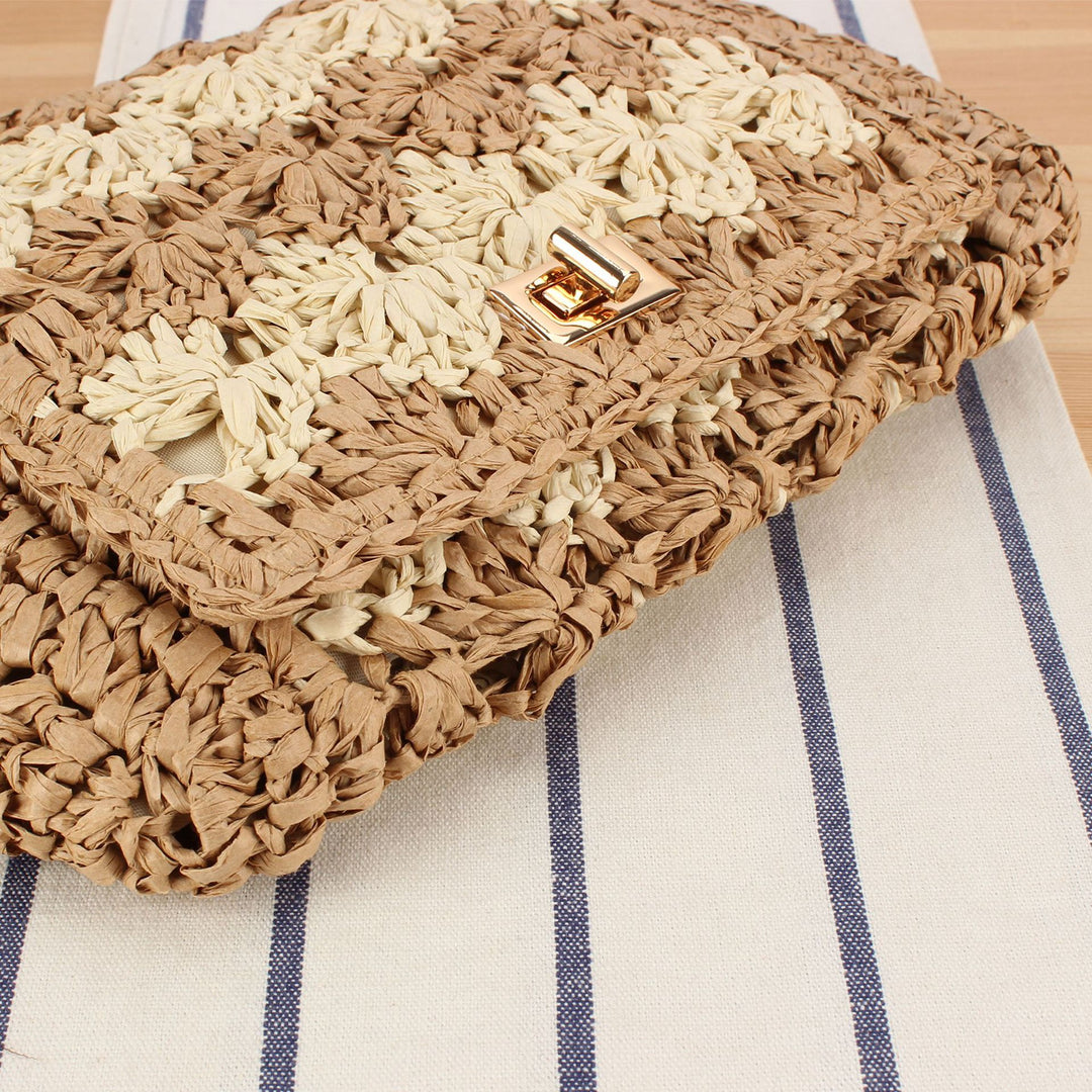 Shoulder bag made of handcrafted braided natural material with elegant closure Bowlift