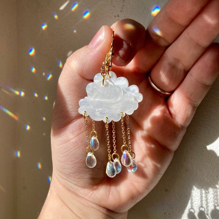 Cloud-Inspired Dangle Earrings Bowlift