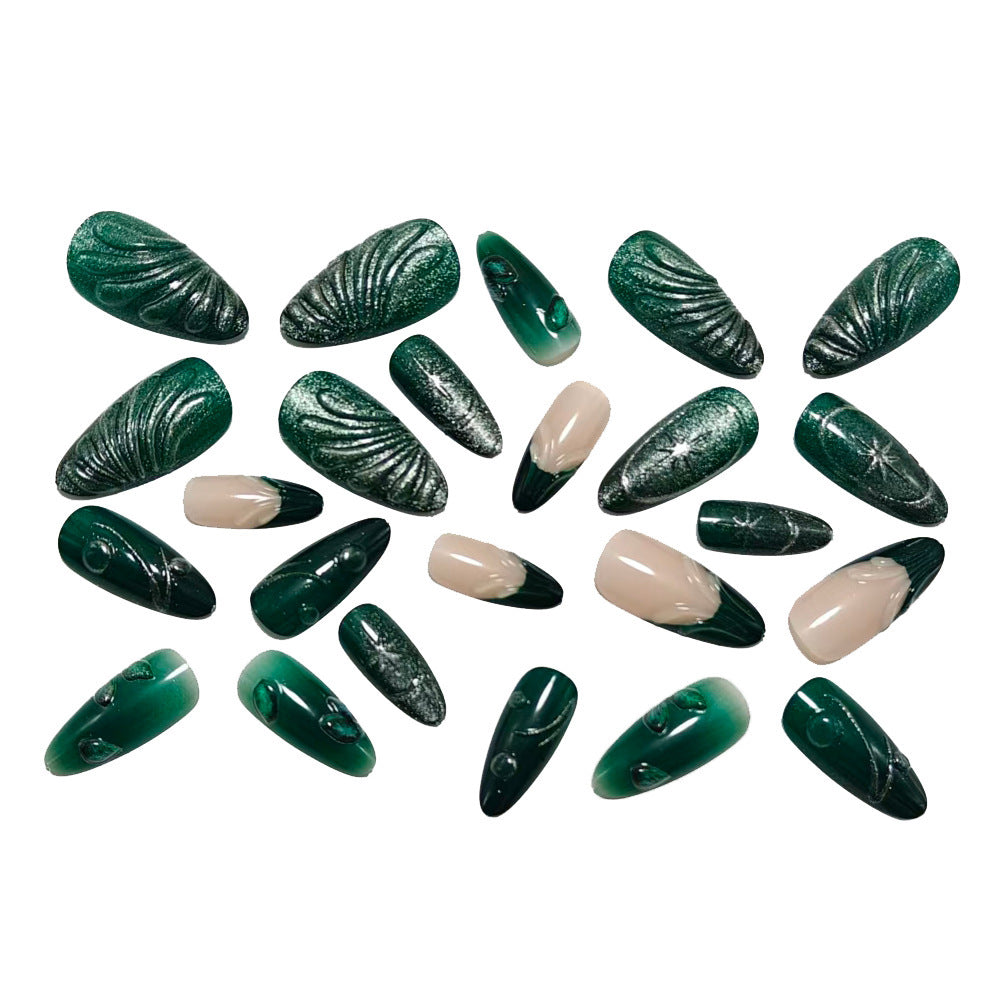 Artificial nails in an elegant design with botanical accents Bowlift