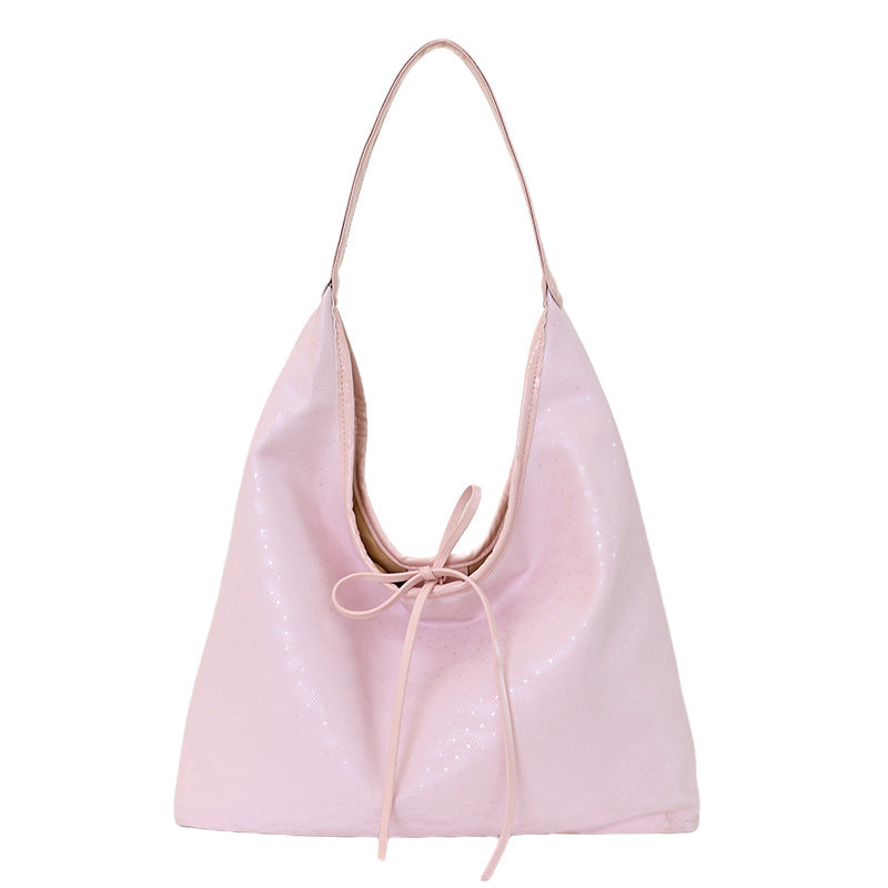 Chic Hobo Bag Bowlift