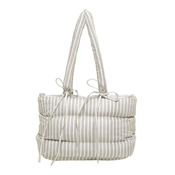 Fashionable tote bag with quilted design Bowlift