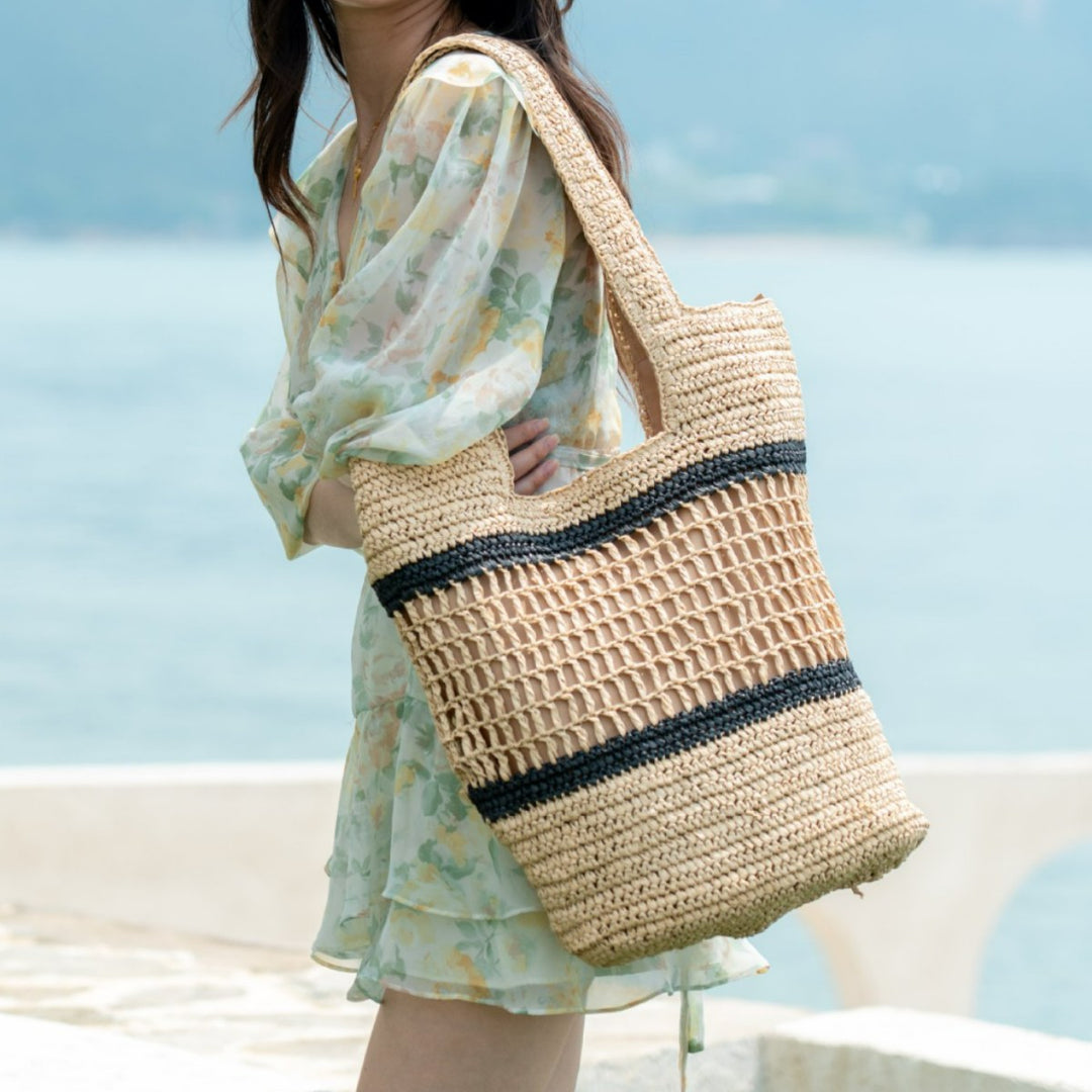 Handwoven tote bag with modern grid pattern Bowlift
