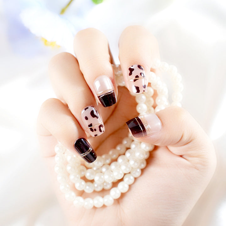 Artistic Press-On Nail Art Set Bowlift