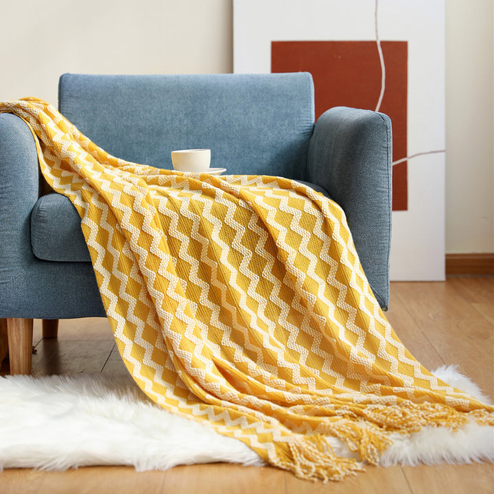 Cozy Textured Throw Blanket Bowlift