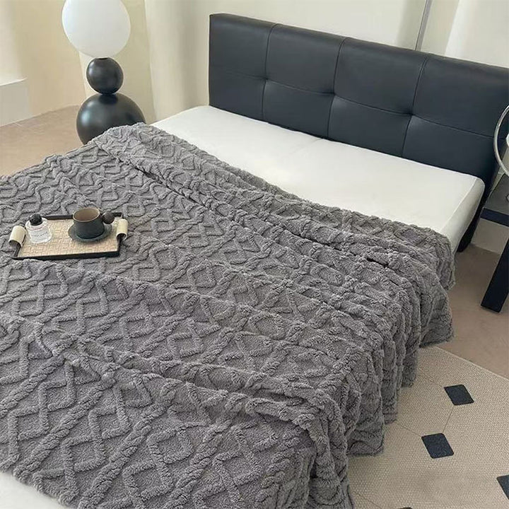 Women Plush Bedspread with Textured Design Bowlift