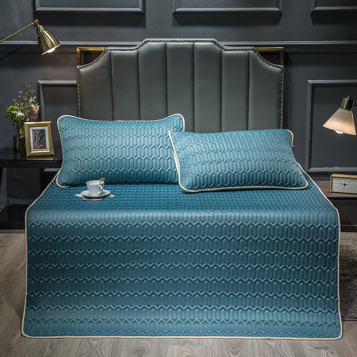 Contemporary Quilted Bedspread Set Bowlift