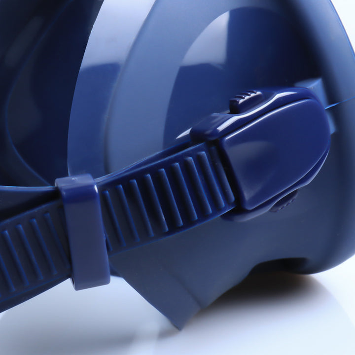 Swimming mask with ergonomic silicone sealing ring Bowlift