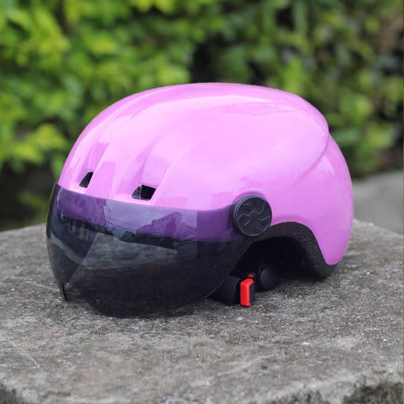 Advanced Protective Cycling Helmet Bowlift