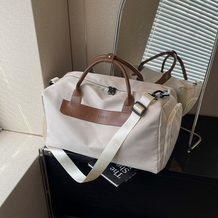 Spacious sports and travel bag Bowlift