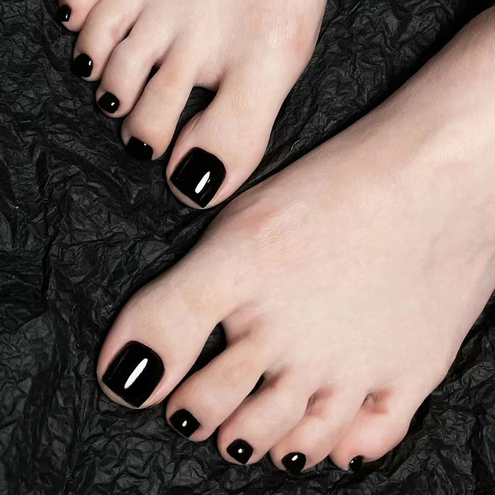Artificial nails for elegant foot care Bowlift