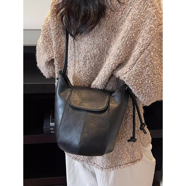 Bohemian Leather Bucket Bag Bowlift
