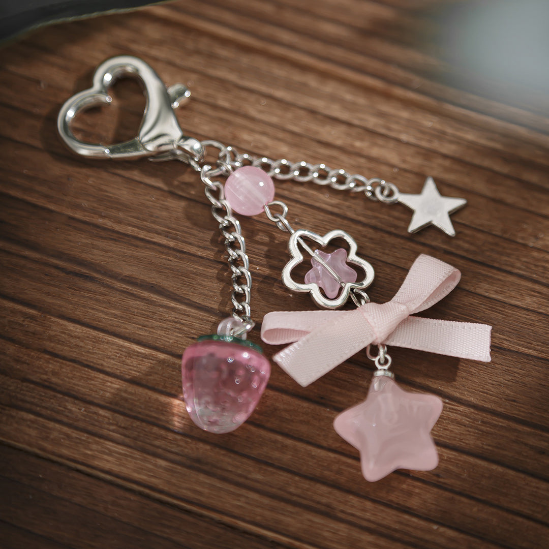 Playful keychains with charms Bowlift