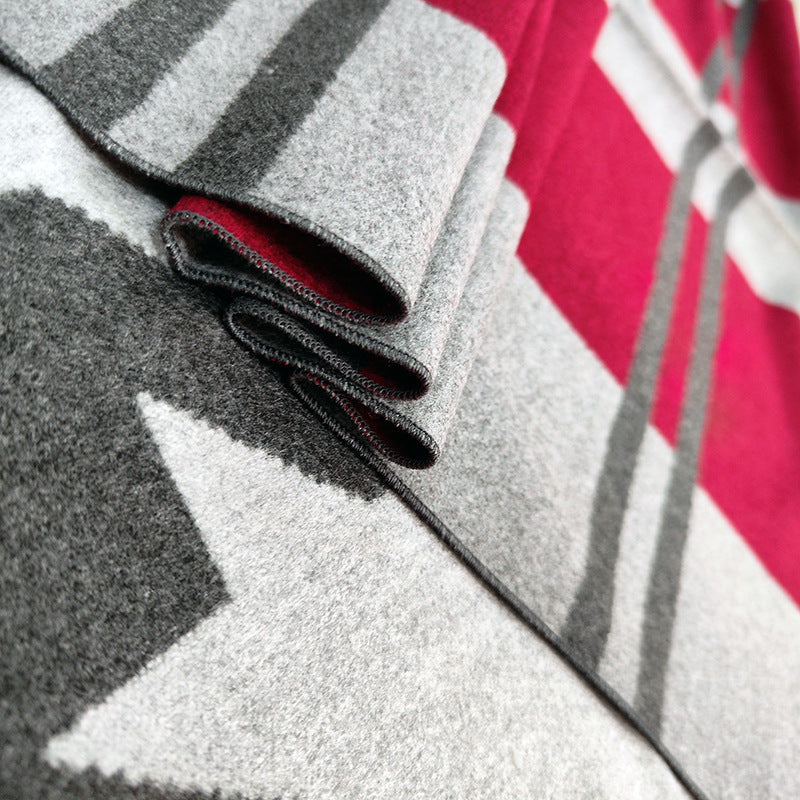 Women's elegant and versatile scarf made of high-quality viscose Bowlift