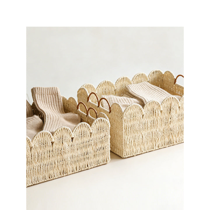 Decorative basket with wave edge Bowlift