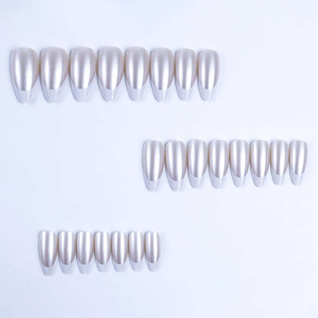 Artificial nails with elegant French design and high-gloss finish Bowlift
