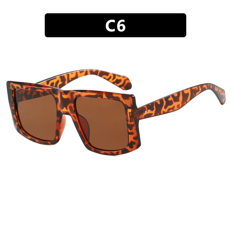 Women's square sunglasses with robust plastic frame and protective UV filter Bowlift