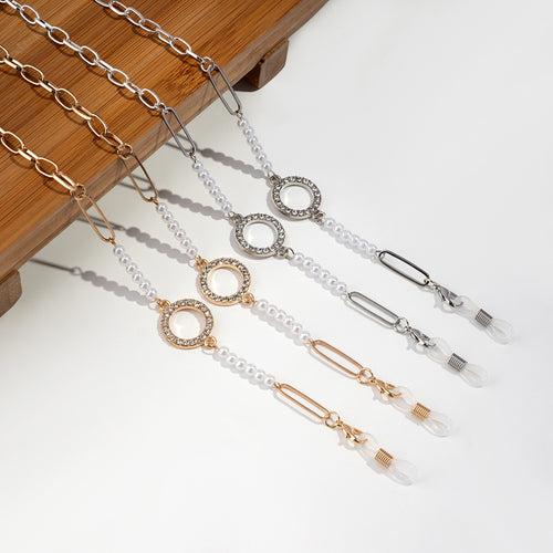 Glamorous Pearl-Embellished Eyewear Chain Bowlift