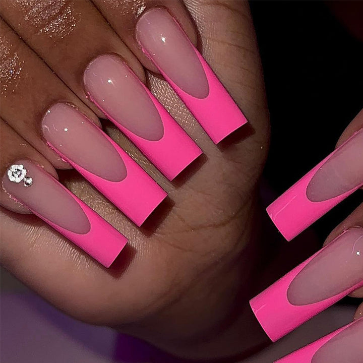 Glamorous Glittery Stiletto Press-On Nails Bowlift