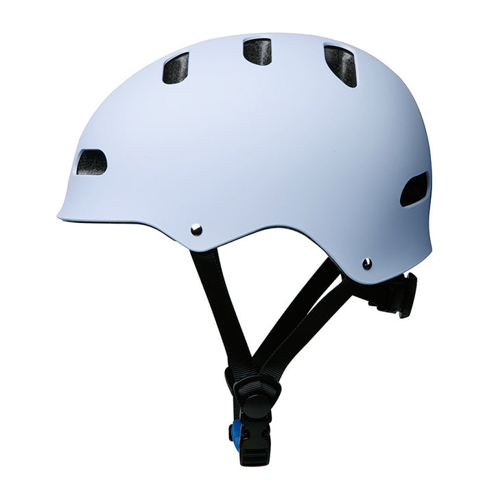 Skate helmet with advanced ventilation technology Bowlift