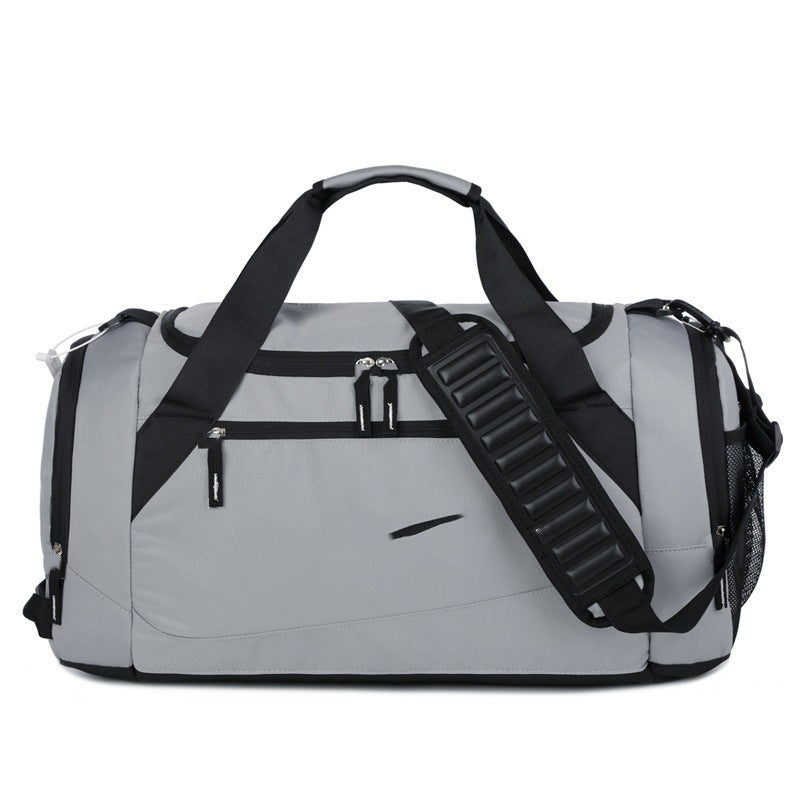 Durable sports travel bag with innovative storage Bowlift
