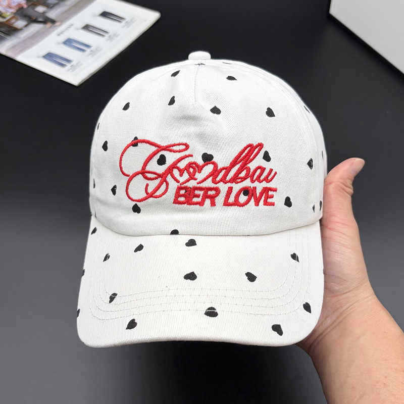 Women's Playful Heart-Patterned Adjustable Cap Bowlift