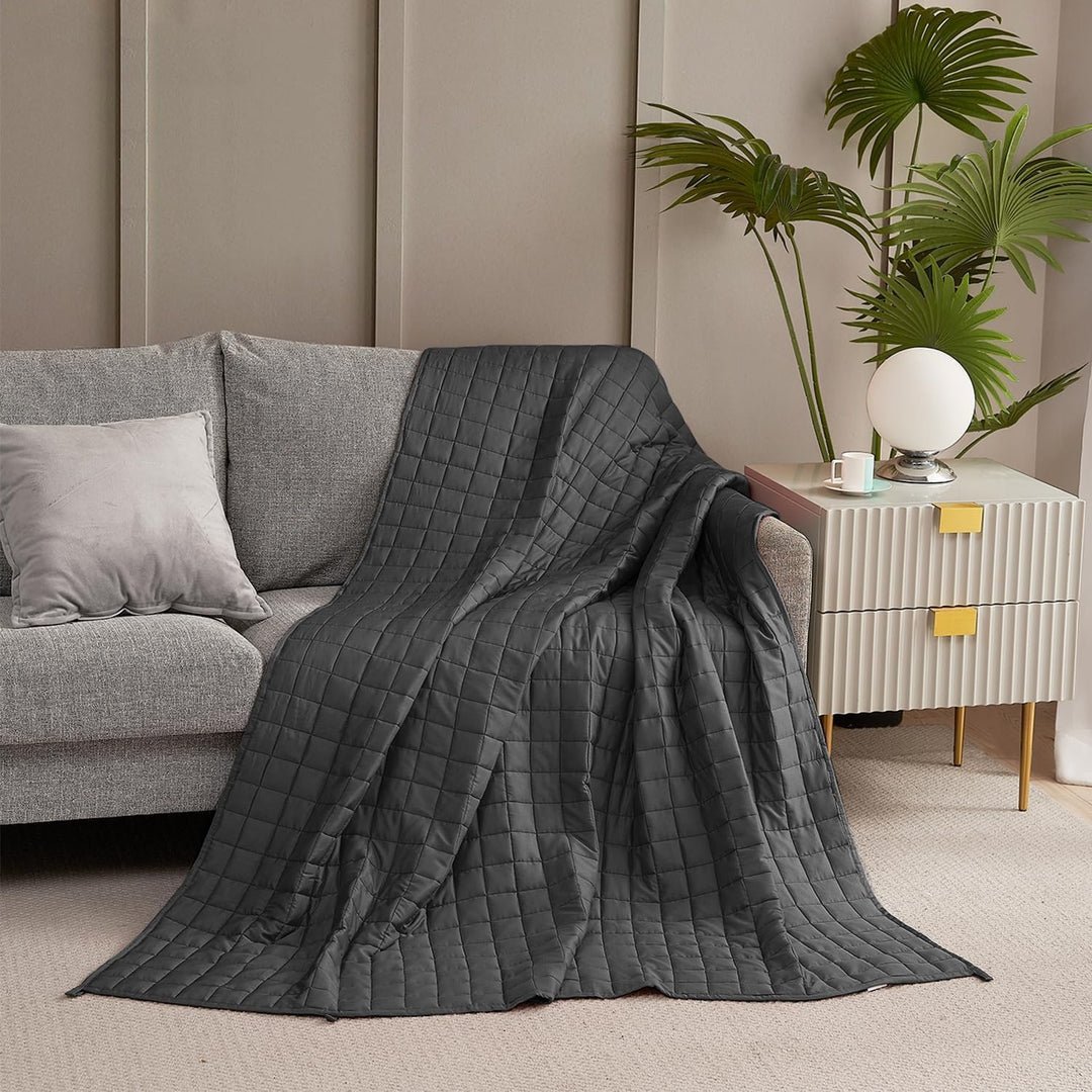 Ladies quilted bed sheet Bowlift