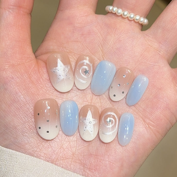 Artificial Nail Tips in Sparkling Star Design Bowlift