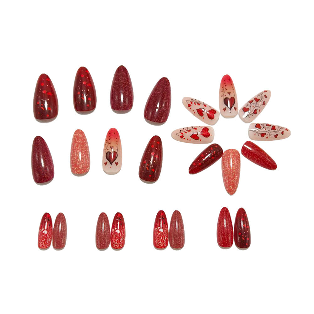 Artificial nails with heart design Bowlift