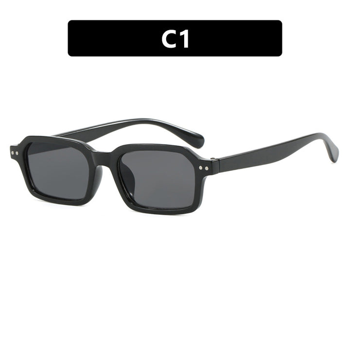 Women's fashionable square sunglasses in urban design Bowlift