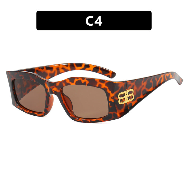 Women's fashionable sunglasses with angular frame and polarized lenses Bowlift
