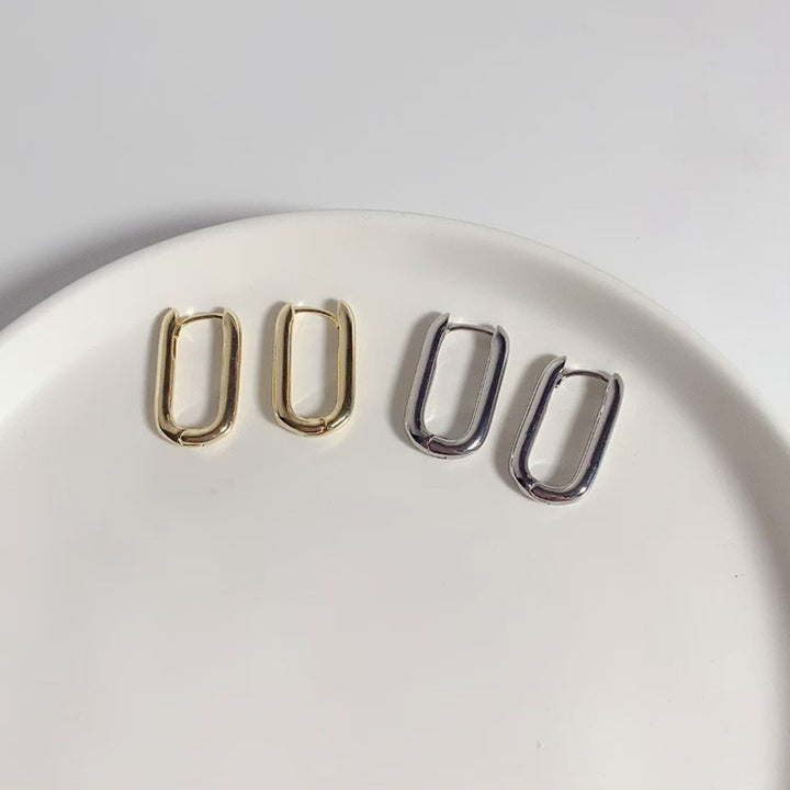 Fashionable Earrings Bowlift