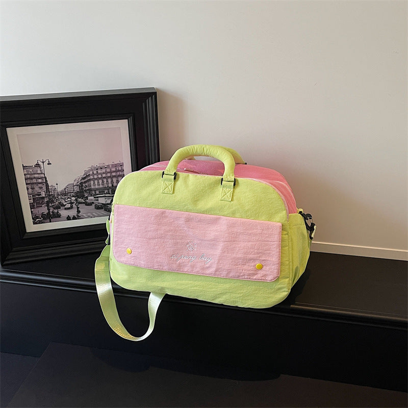 Versatile Travel Duffel with Dual Compartments
