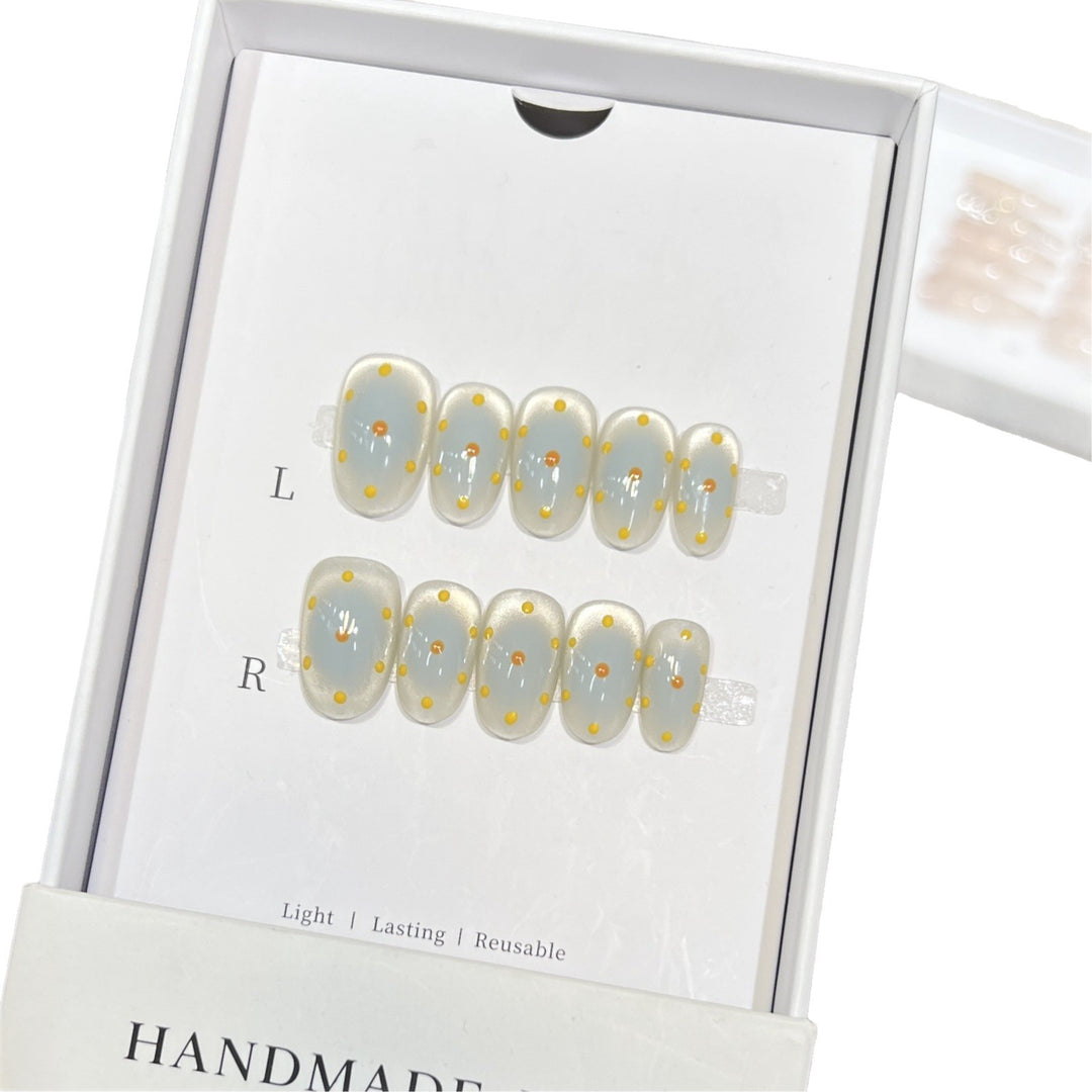 Handmade Press-On Nail Set with Artistic Floral Design Bowlift