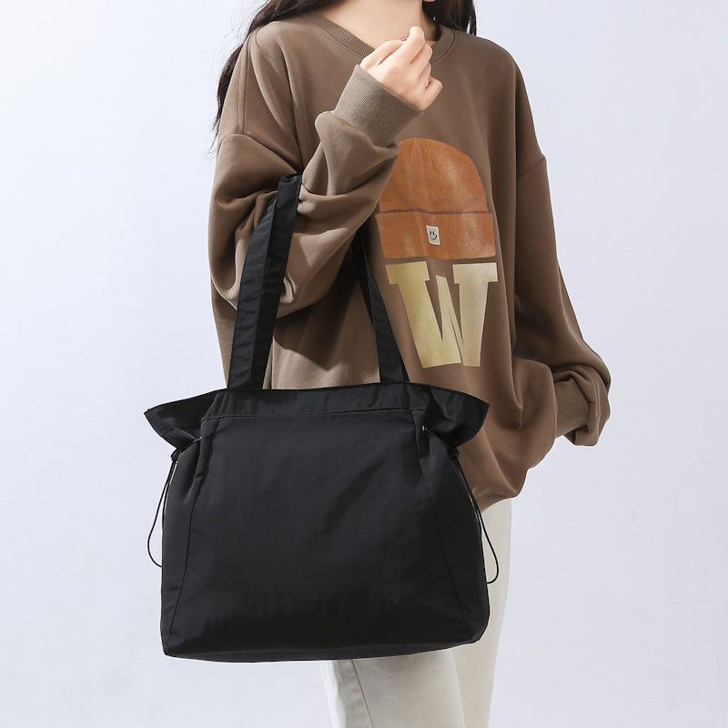 Spacious Multi-Functional Travel Tote Bowlift