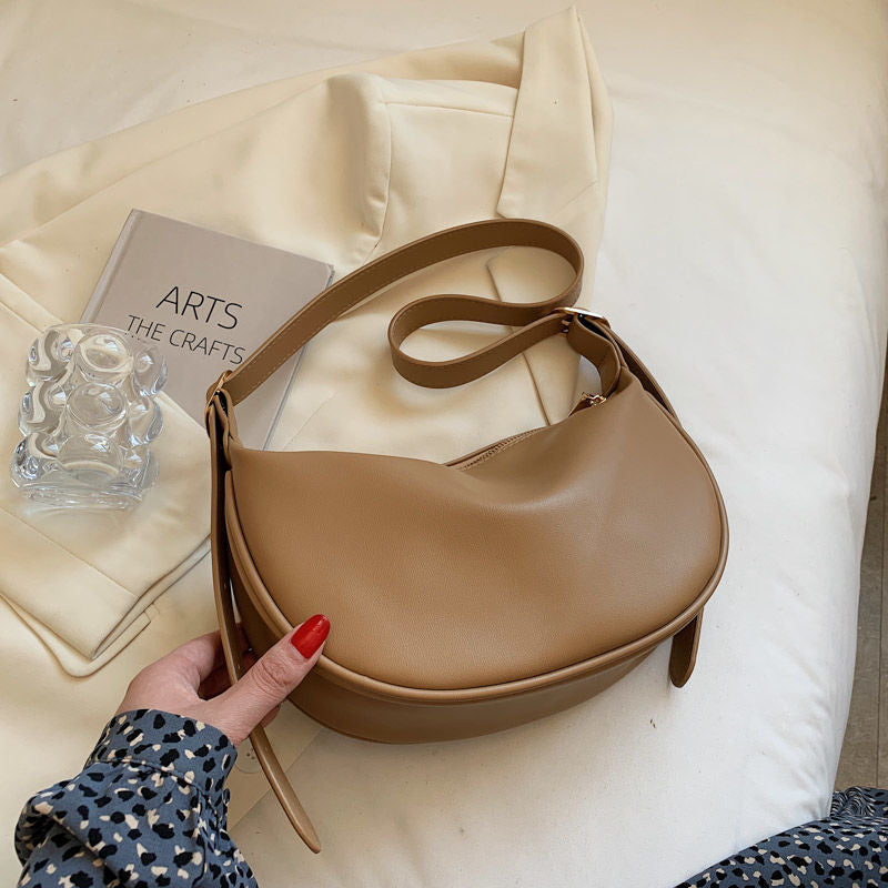Contemporary Shoulder Bag Bowlift