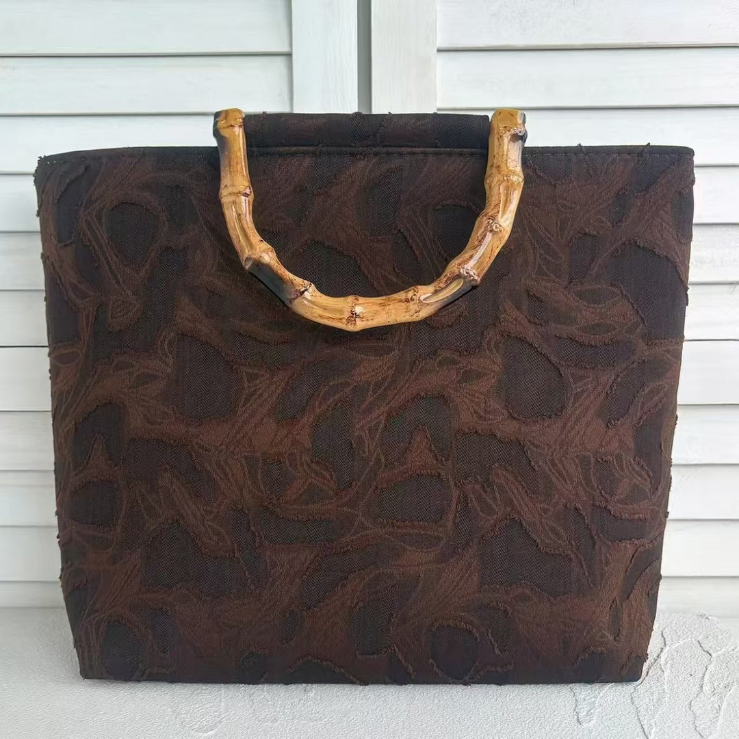 Elegant tote bag with unique pattern Bowlift