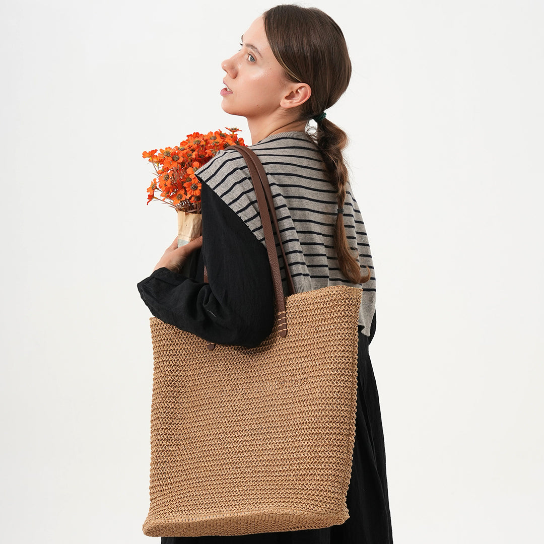 Spacious Handbag Made of High-Quality Woven Natural Material Bowlift