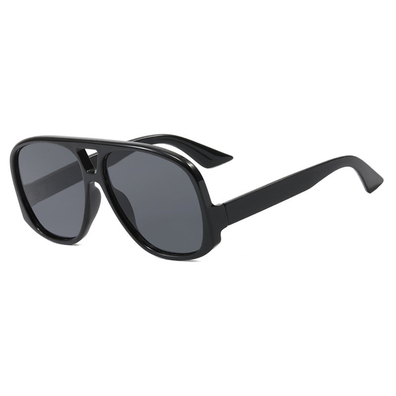 Ladies fashionable sports sunglasses with sturdy frame and UV protection Bowlift