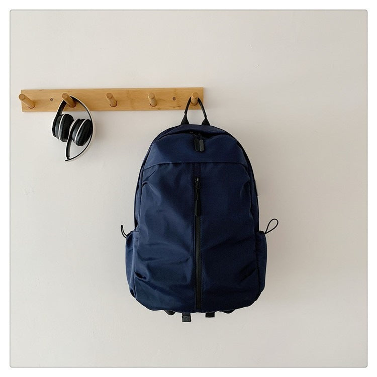 Everyday backpack with smart compartment system and water-repellent material Bowlift