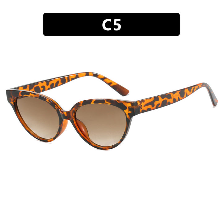 Ladies Cat-Eye Sunglasses with Luxurious Pattern and UV Protection Bowlift