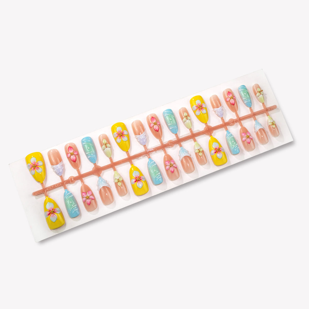 Floral Articulate Press-On Nail Set