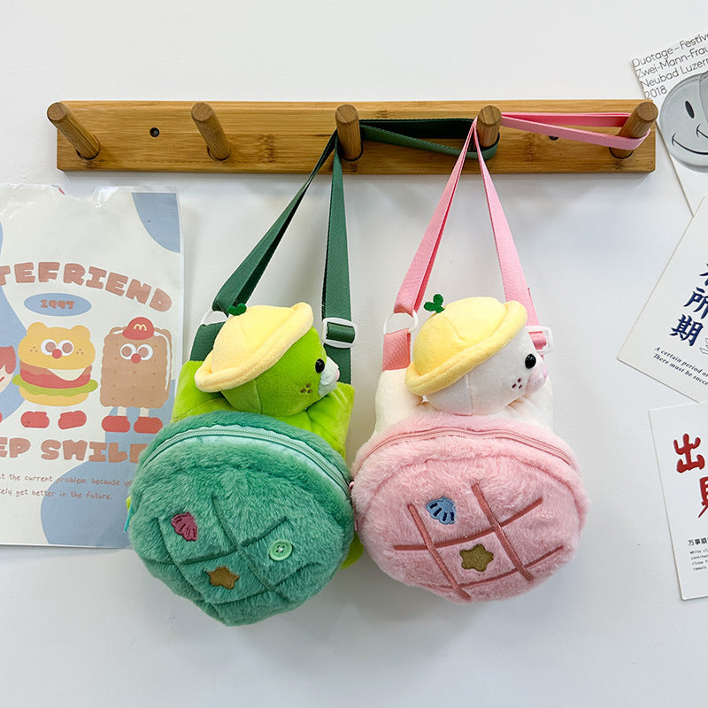 Cuddly soft children's backpack with cute animal design Bowlift