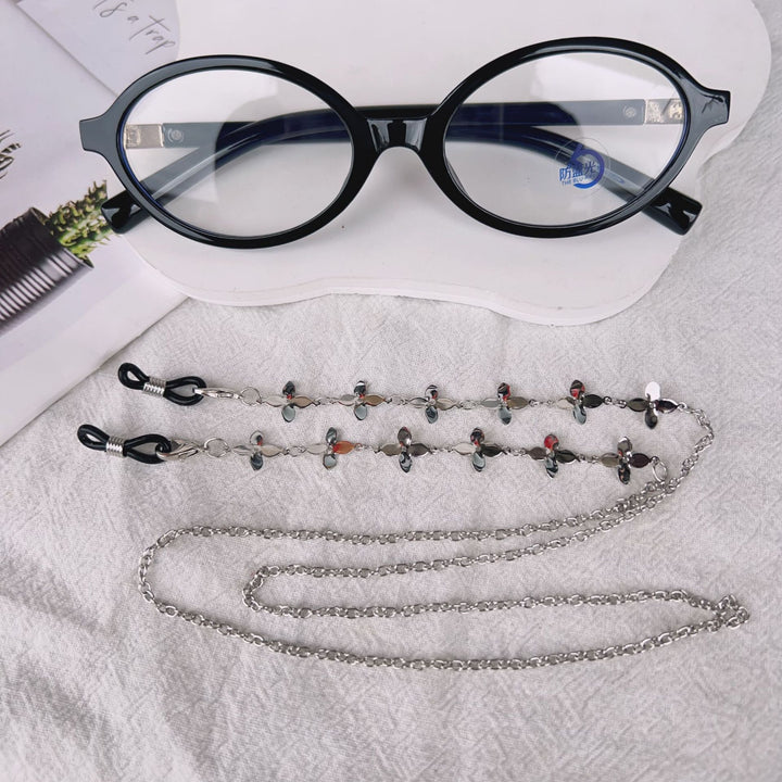 Fashionable Chain Eyewear Retainer Bowlift