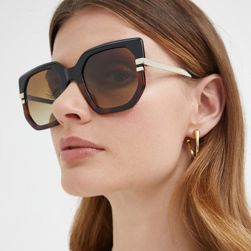Women's geometric sunglasses with luxurious gold frame and polarized lenses Bowlift