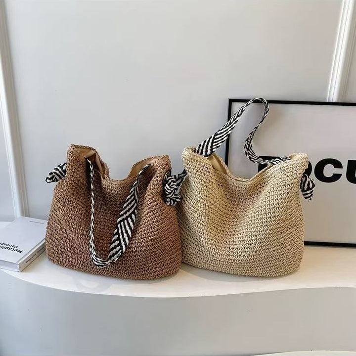Handmade crochet shoulder bag Bowlift
