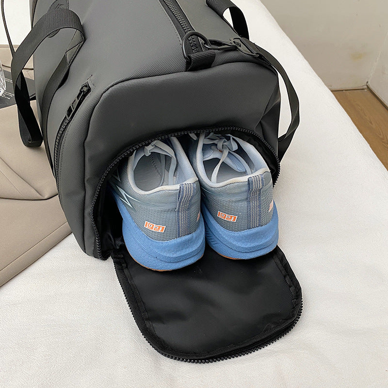 Sporty Duffel Bag With Many Compartments And Durable Material Bowlift