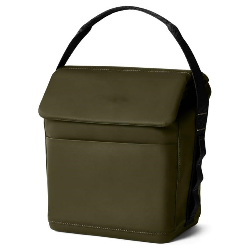 Insulated and Practical Cooler Bag Bowlift